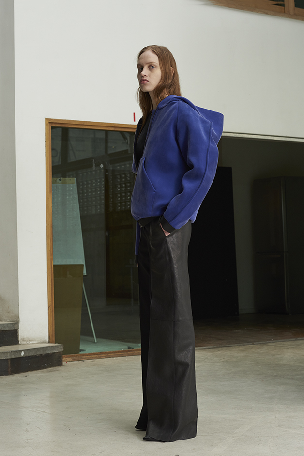 ILARIA NISTRI FALL WINTER 2016 COLLECTION cardigan sweater  leather pants